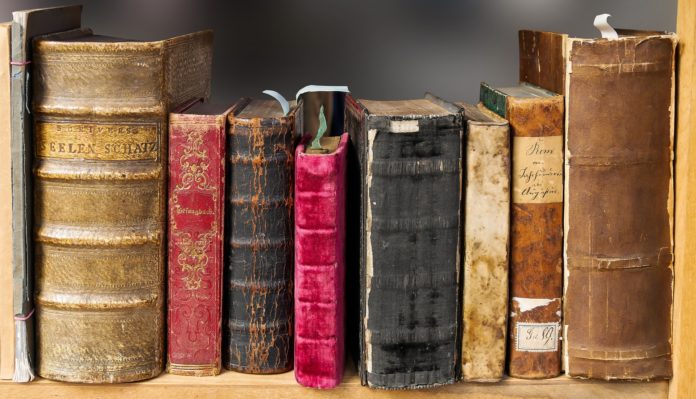 book-1659717_1920 (1)